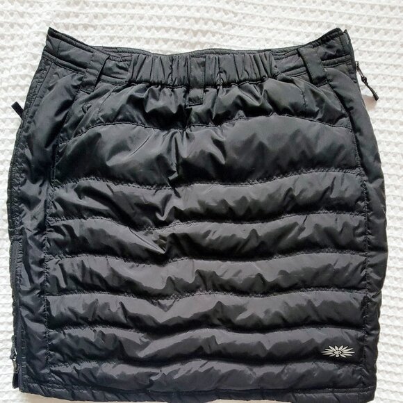 SKHOOP SHORT DOWN SKIRT SIZE LG - Picture 1 of 2